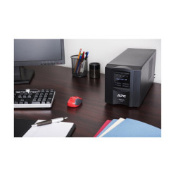 APC Smart-UPS 750VA LCD 230V with SmartConnect